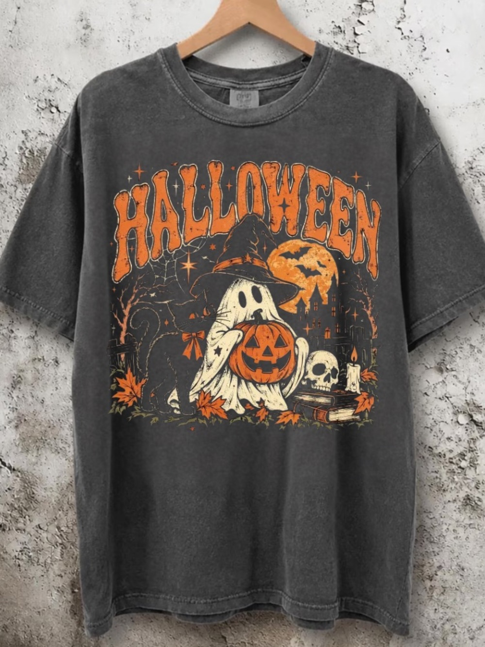 Comfort Colors Halloween Ghost Witch Pumpkin Black Cat Skull Moon T-Shirt